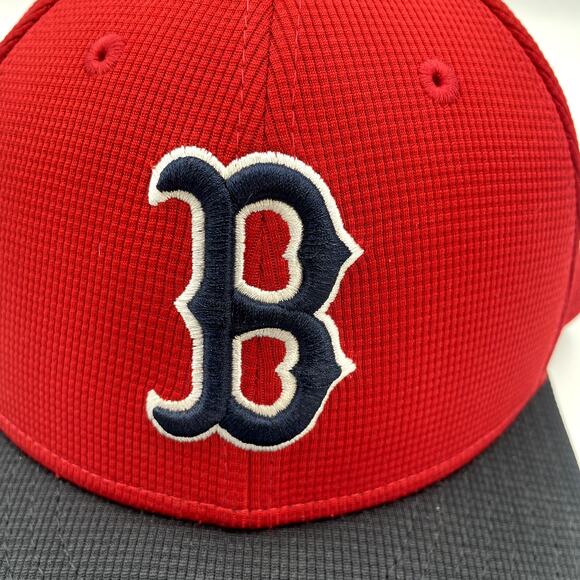 Boston Red Sox New Era 2025 Batting Practice 59FIFTY Fitted Hat Red Men's Cap - Picture 2 of 6
